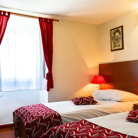 Hotel Kastel 1700 3*