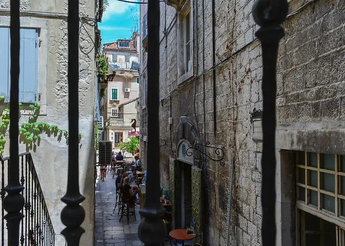 酒店 Kastel 1700 3*