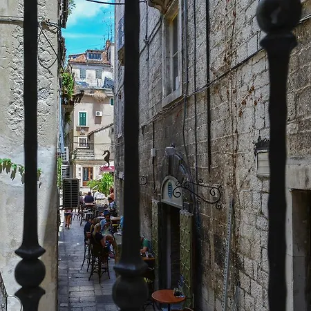 Hotel Kastel 1700 3*