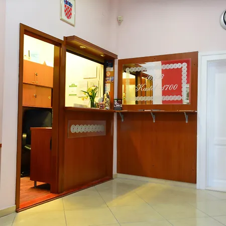 فندق Kastel 1700 سبليت