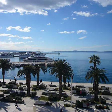 Kastel 1700 Hotel 3*