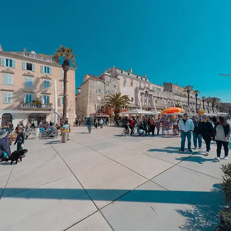 Kastel 1700 Szálloda Split