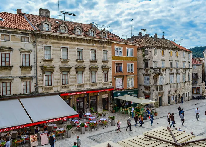 Kastel 1700 Szálloda Split