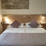 Kastel 1700 3* Split