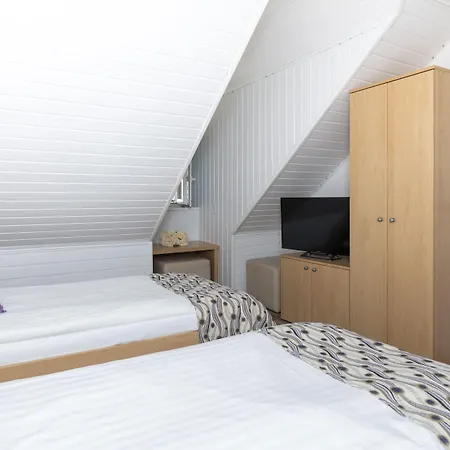 Kastel 1700 3*