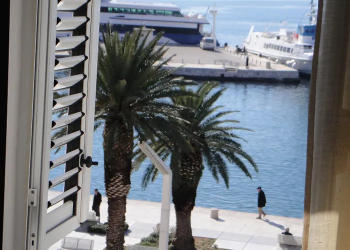Kastel 1700 Hotel