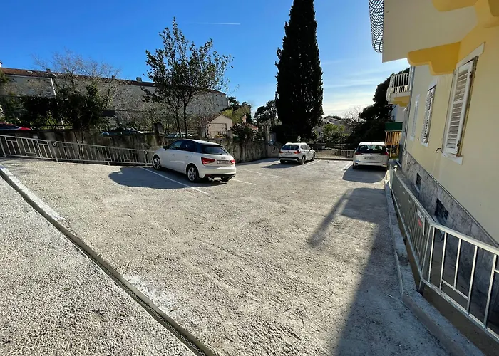 Kastel 1700 Split