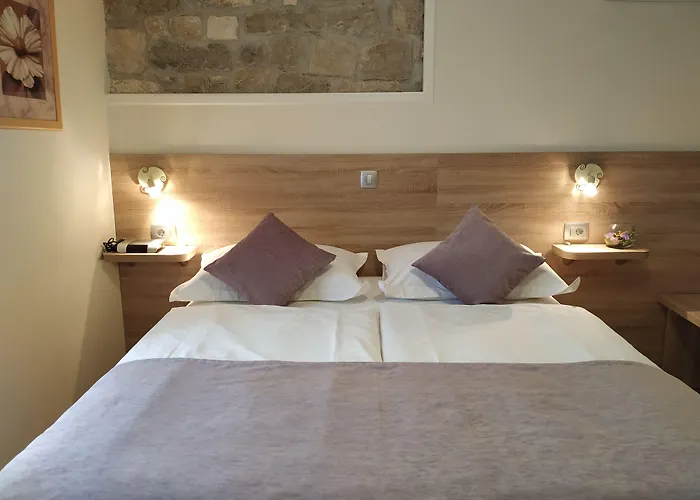 Kastel 1700 3* スプリト