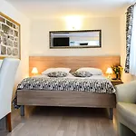 Hotel Kastel 1700 3*